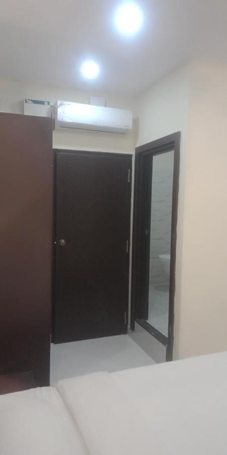 M G Residency Hotel จิกมากาลูร์ ภายนอก รูปภาพ