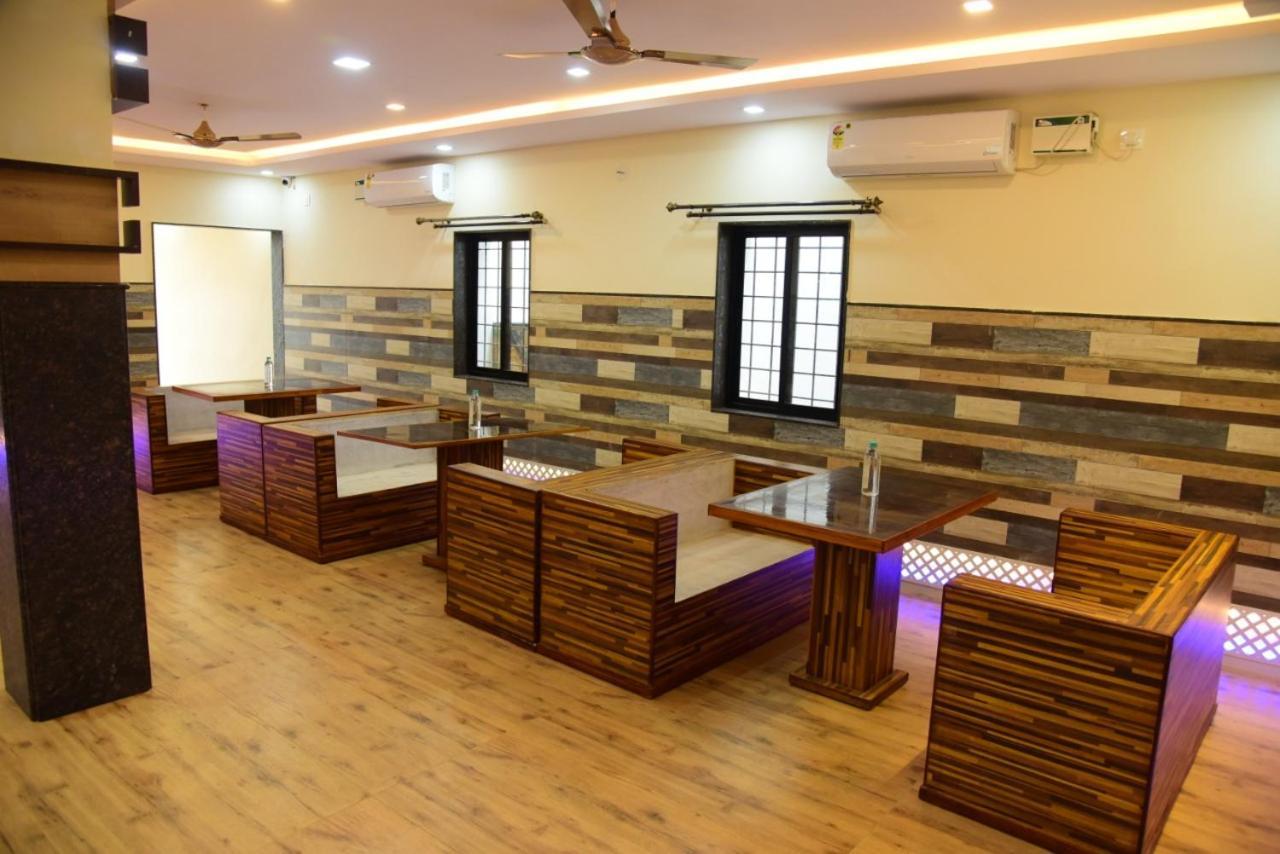 M G Residency Hotel จิกมากาลูร์ ภายนอก รูปภาพ