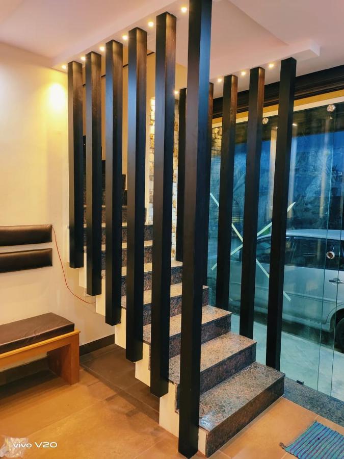 M G Residency Hotel จิกมากาลูร์ ภายนอก รูปภาพ