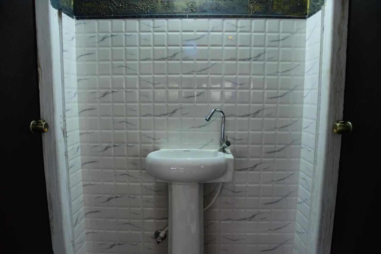 M G Residency Hotel จิกมากาลูร์ ภายนอก รูปภาพ