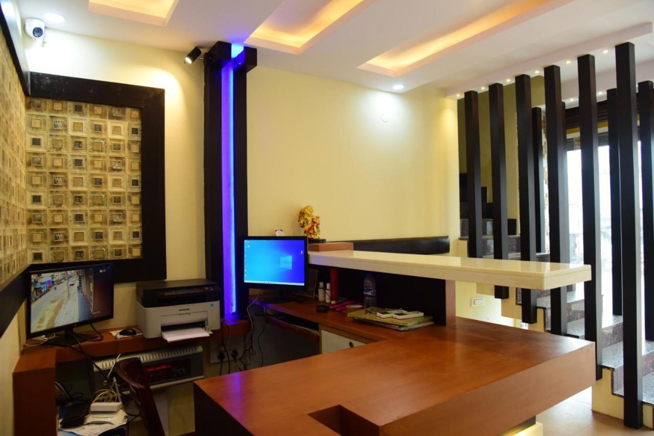 M G Residency Hotel จิกมากาลูร์ ภายนอก รูปภาพ