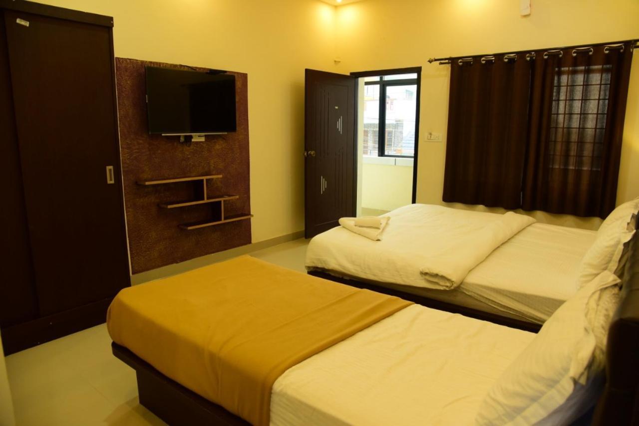 M G Residency Hotel จิกมากาลูร์ ภายนอก รูปภาพ